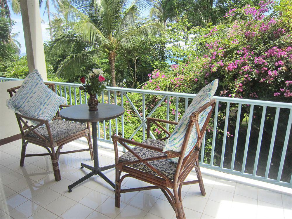 Thaniza Beachfront Resort Haad Rin Exterior photo