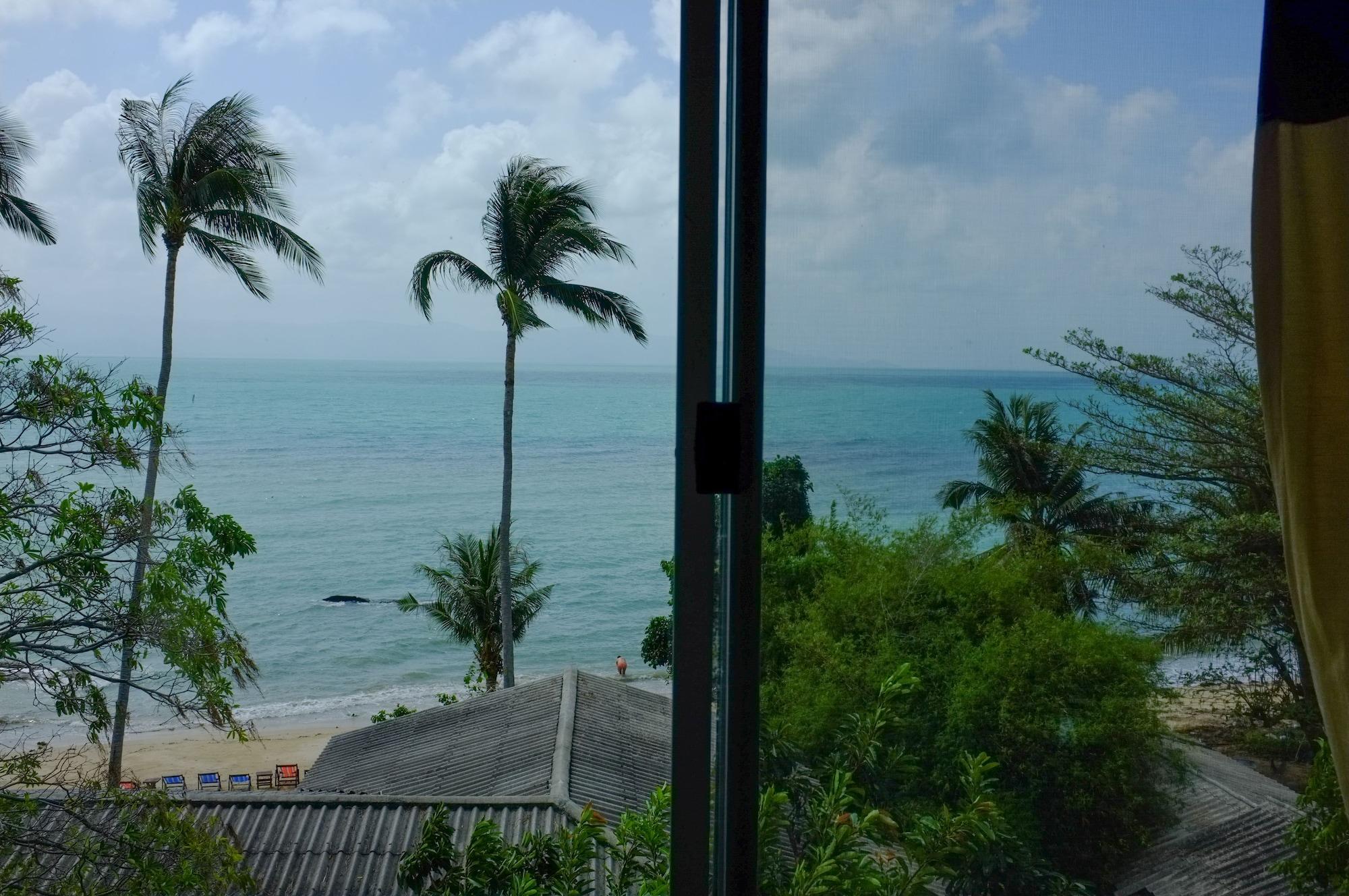 Thaniza Beachfront Resort Haad Rin Exterior photo