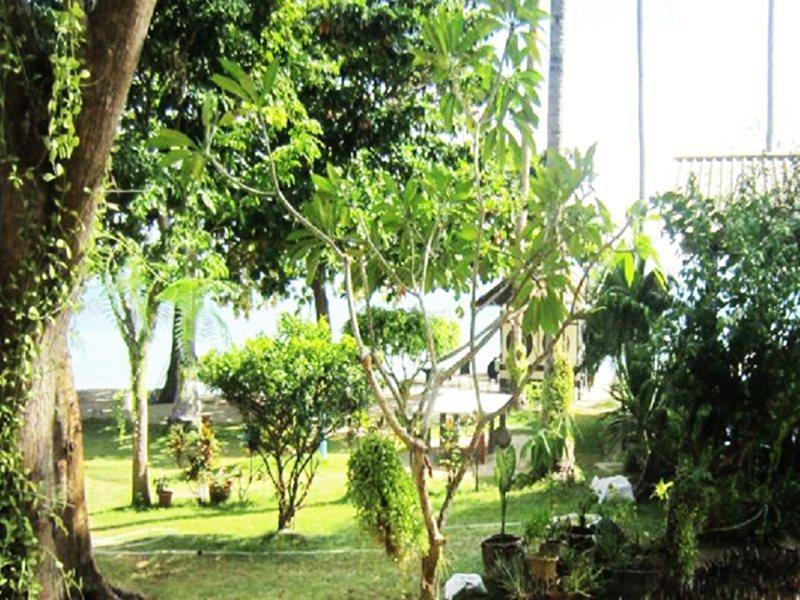 Thaniza Beachfront Resort Haad Rin Exterior photo